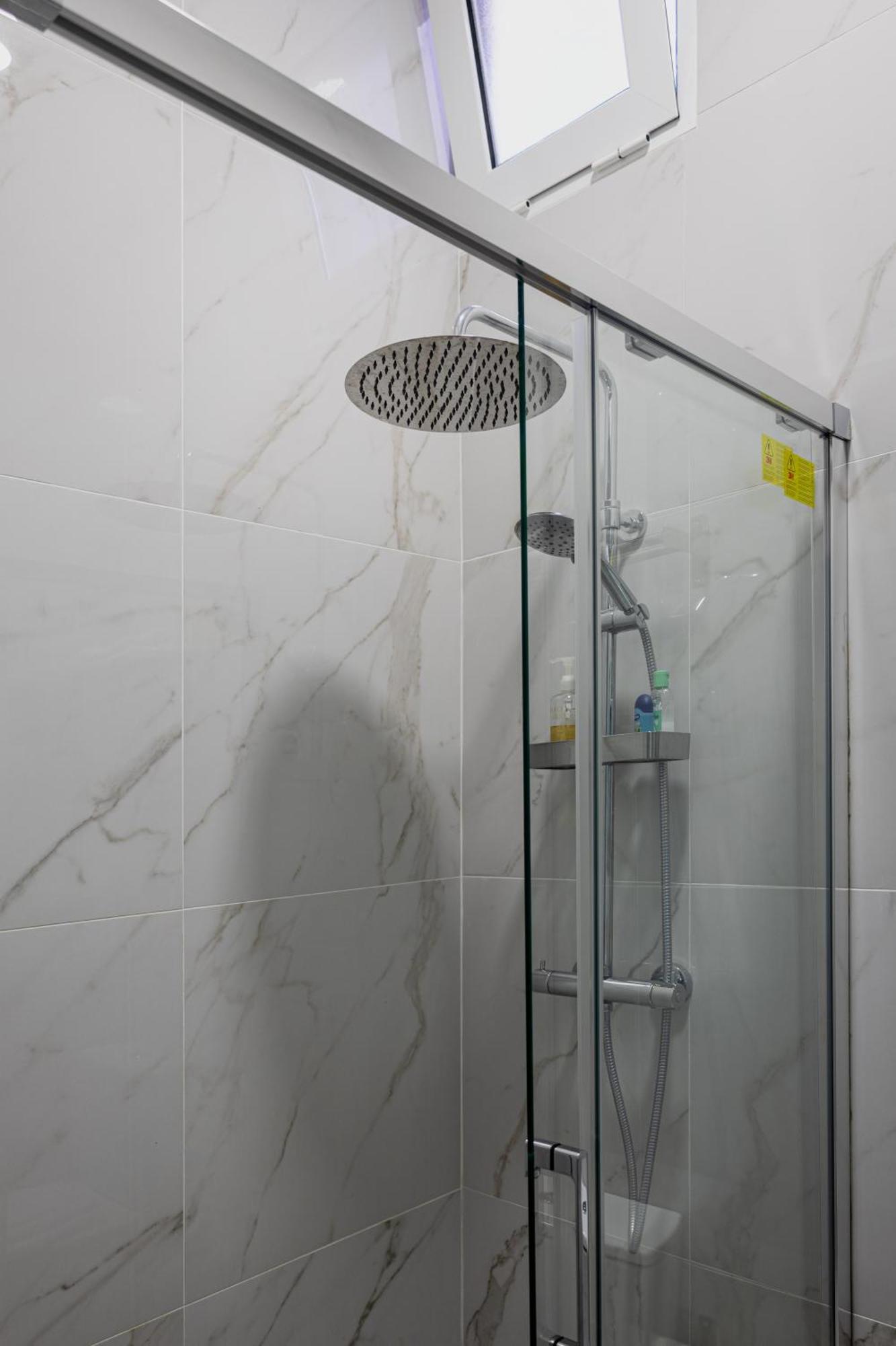 Angels Homes N.27 1ºandar, Bairro Tipico, Centro Cidade Лісабон Екстер'єр фото